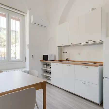 Guesthost - Mm2 Lambrate Bright Apartment *