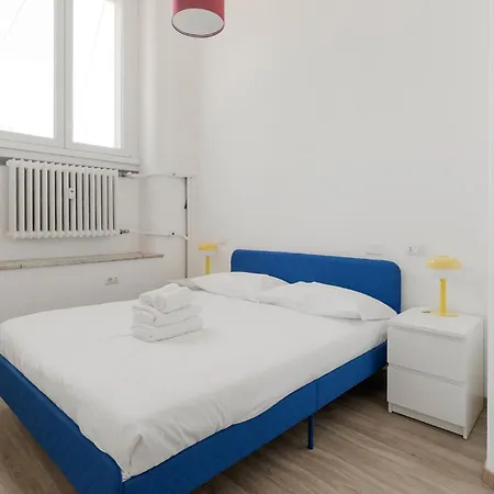 Guesthost - Mm2 Lambrate Bright * Mediolan
